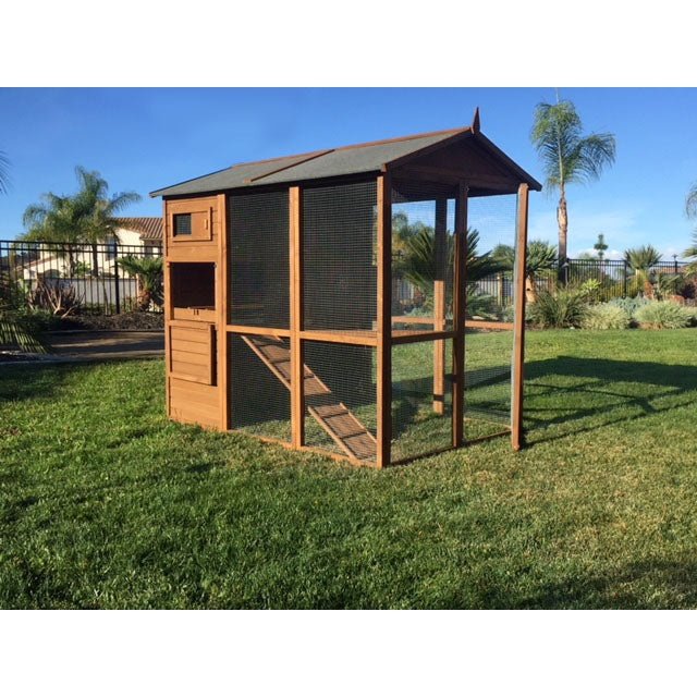 Rugged Ranch™ Pueblo Grande Walk-In Coop (up to 10 chickens)